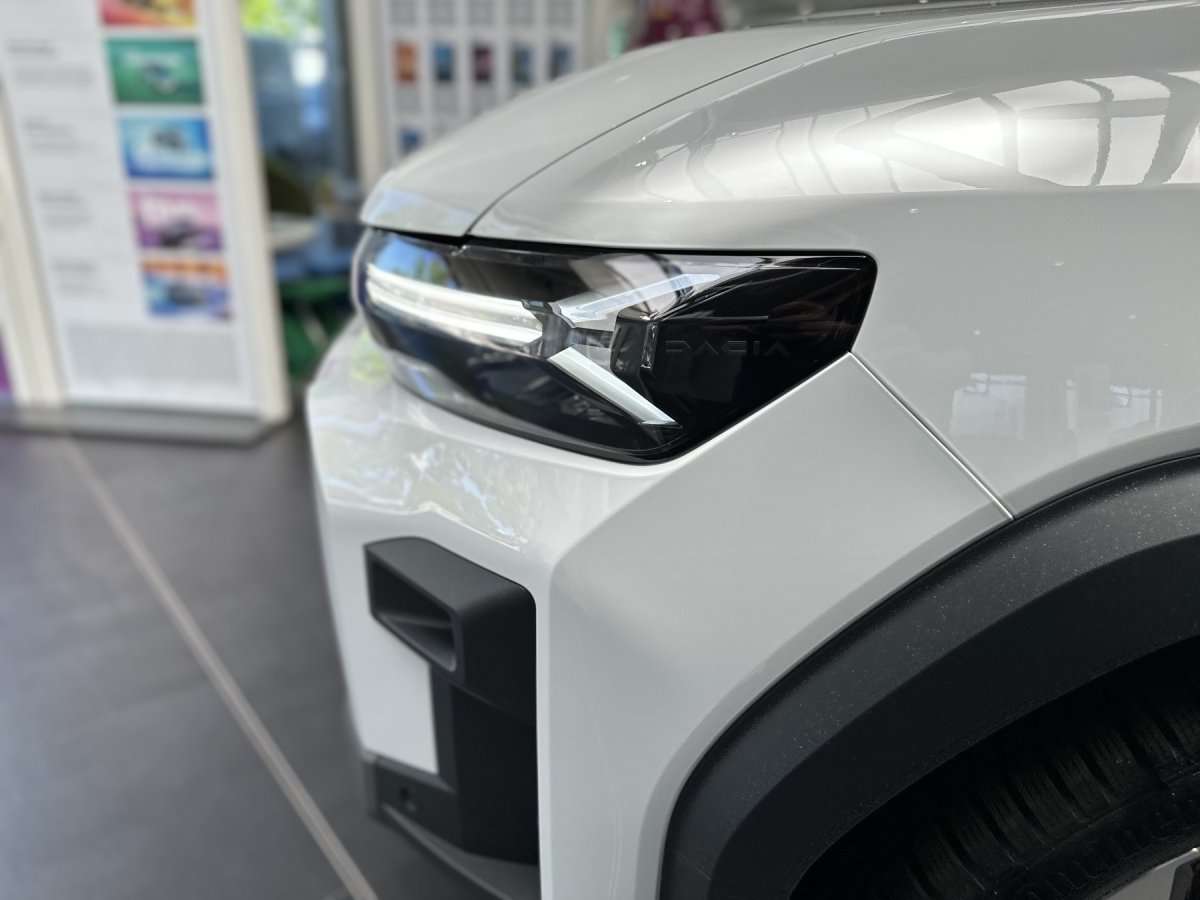 Fahrzeugbild eines Dacia Bigster