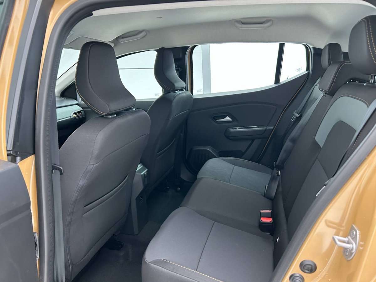 Fahrzeugbild eines Dacia Sandero
