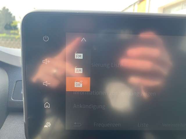 Fahrzeugbild eines Dacia Jogger