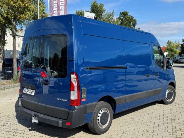 Fahrzeugbild eines Renault Master