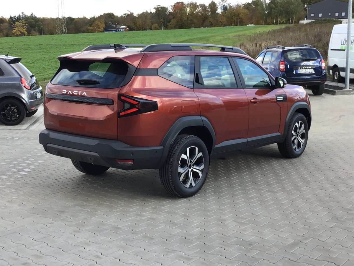 Fahrzeugbild eines Dacia Bigster