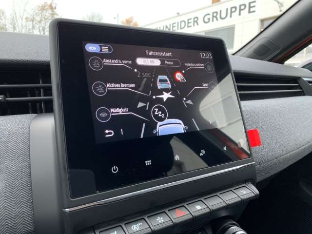 Fahrzeugbild eines Renault Clio