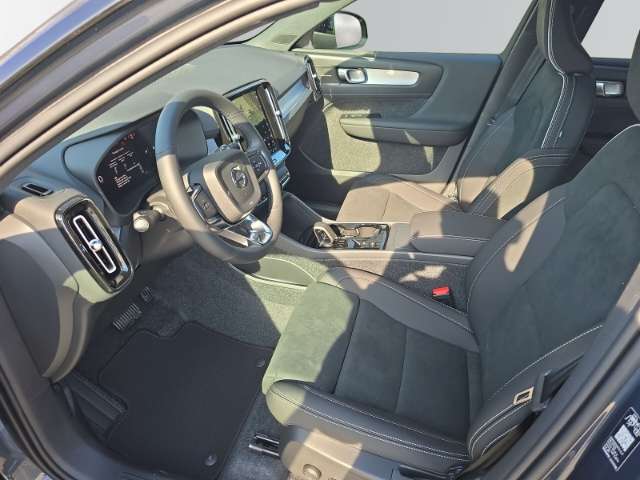 Fahrzeugbild eines Volvo XC40