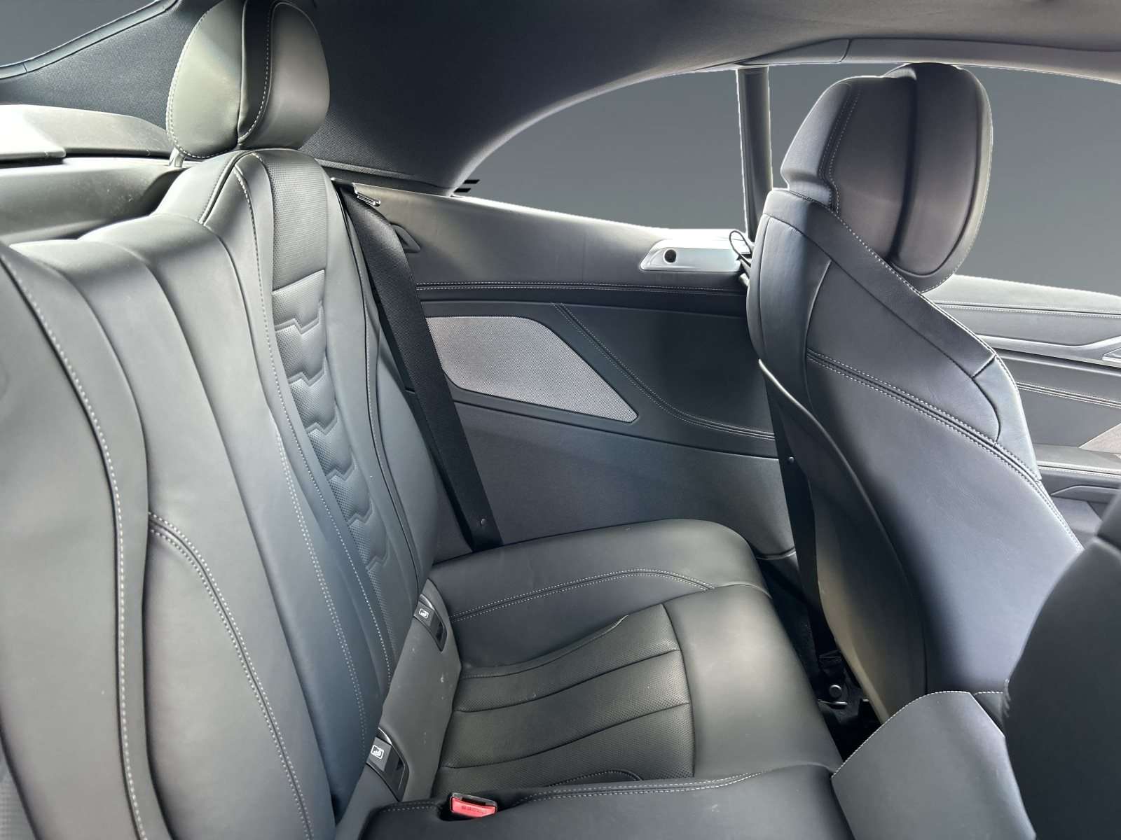 Fahrzeugbild eines BMW 8er-Reihe