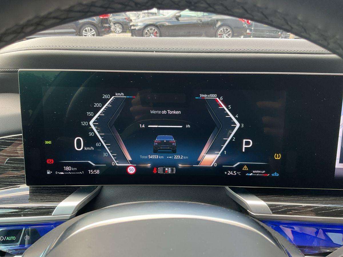 Fahrzeugbild eines BMW 7er-Reihe