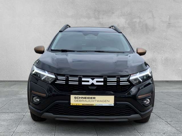 Fahrzeugbild eines Dacia Jogger