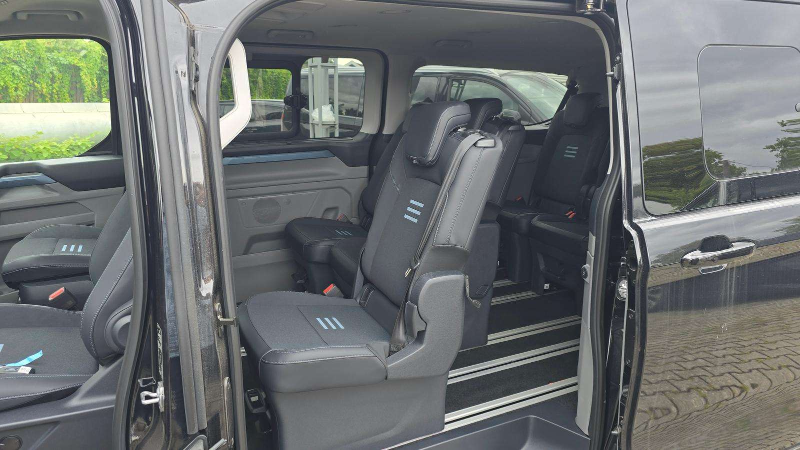 Fahrzeugbild eines Ford Tourneo Custom