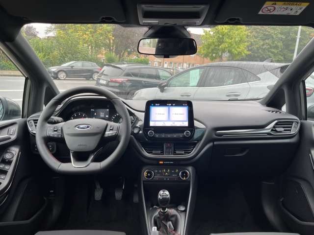 Fahrzeugbild eines Ford Fiesta