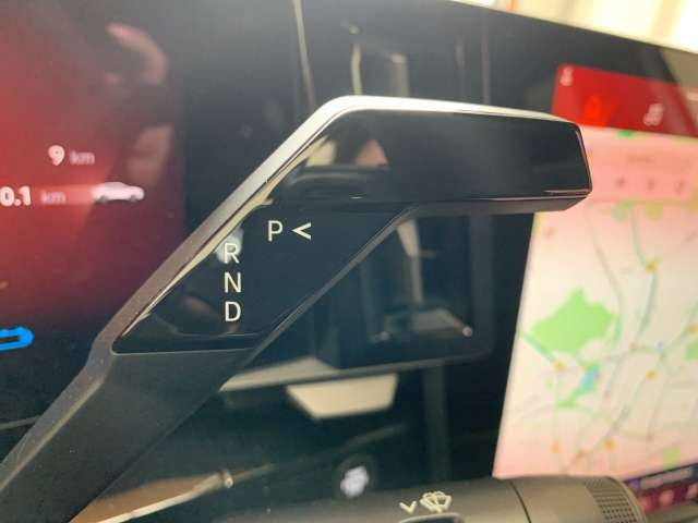 Fahrzeugbild eines Renault Rafale