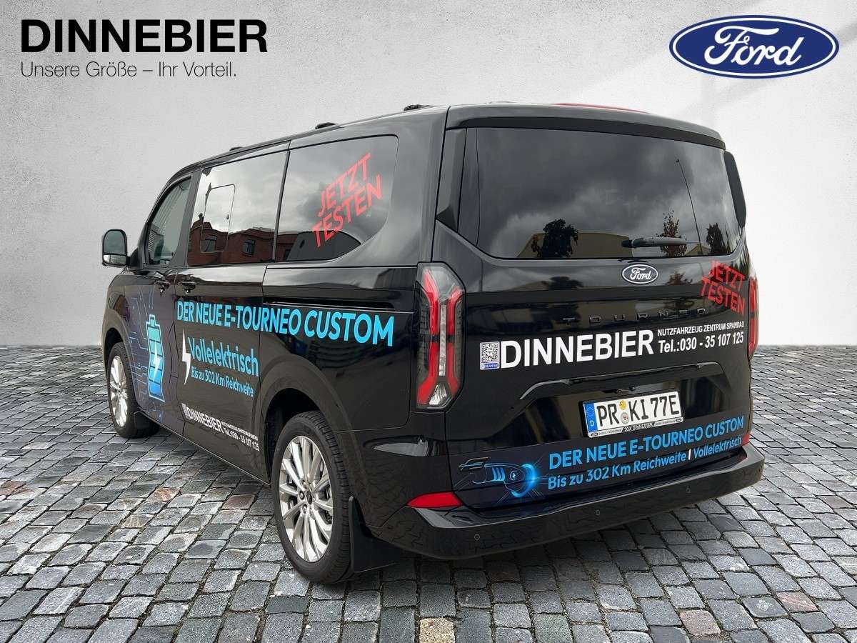 Fahrzeugbild eines Ford Tourneo Custom