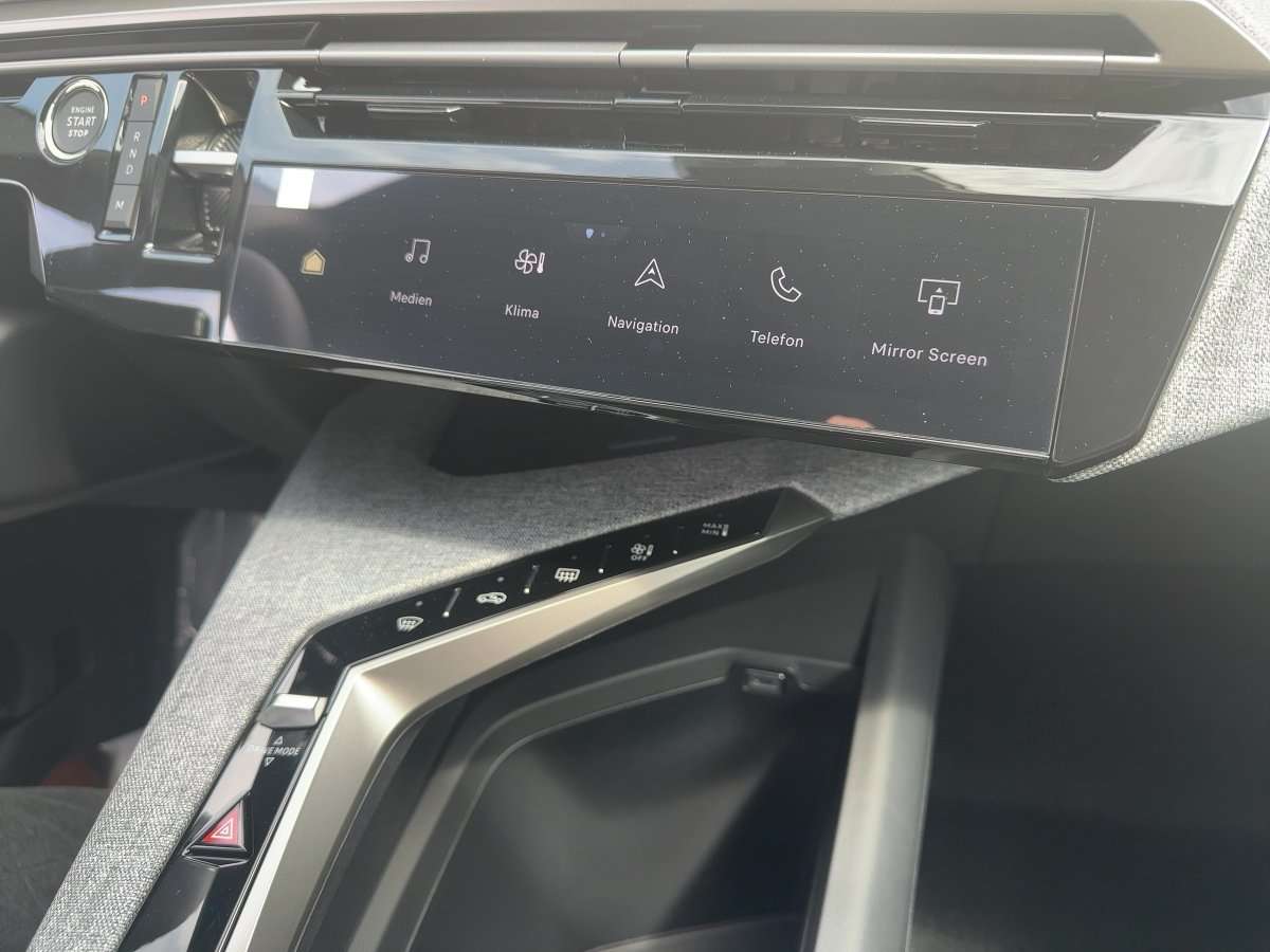 Fahrzeugbild eines Peugeot 3008