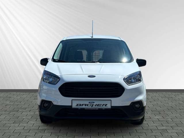 Fahrzeugbild eines Ford Transit Courier