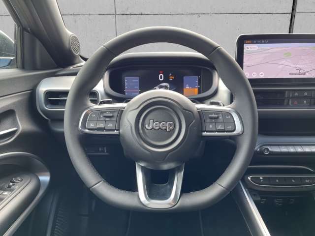 Fahrzeugbild eines Jeep Avenger