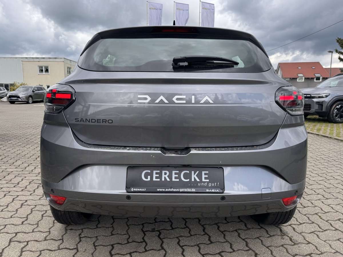 Fahrzeugbild eines Dacia Sandero