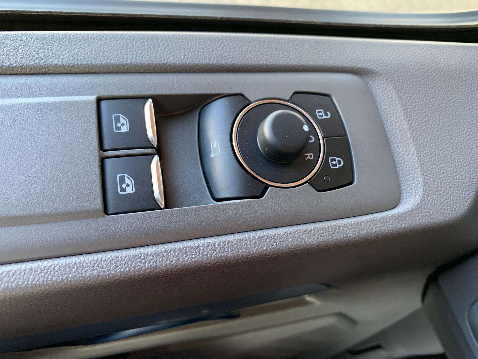 Fahrzeugbild eines Volkswagen Caravelle