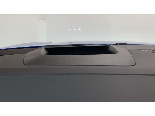 Fahrzeugbild eines Renault Rafale