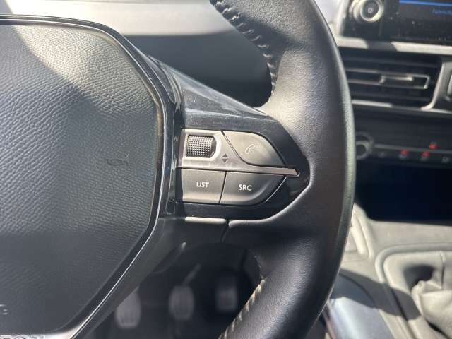 Fahrzeugbild eines Peugeot Rifter