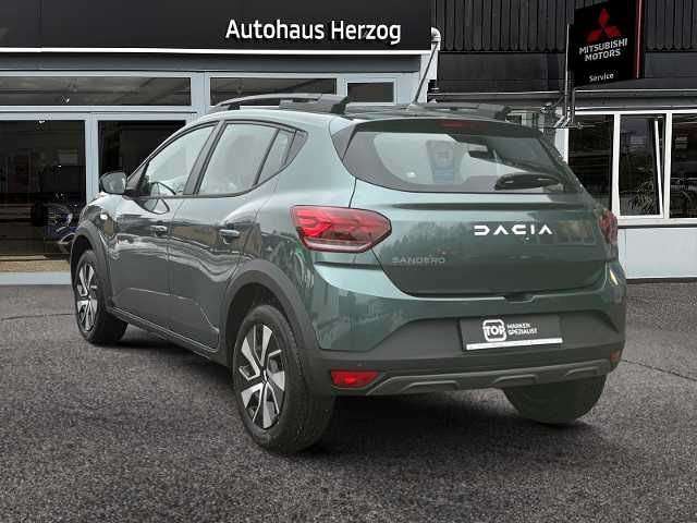 Fahrzeugbild eines Dacia Sandero