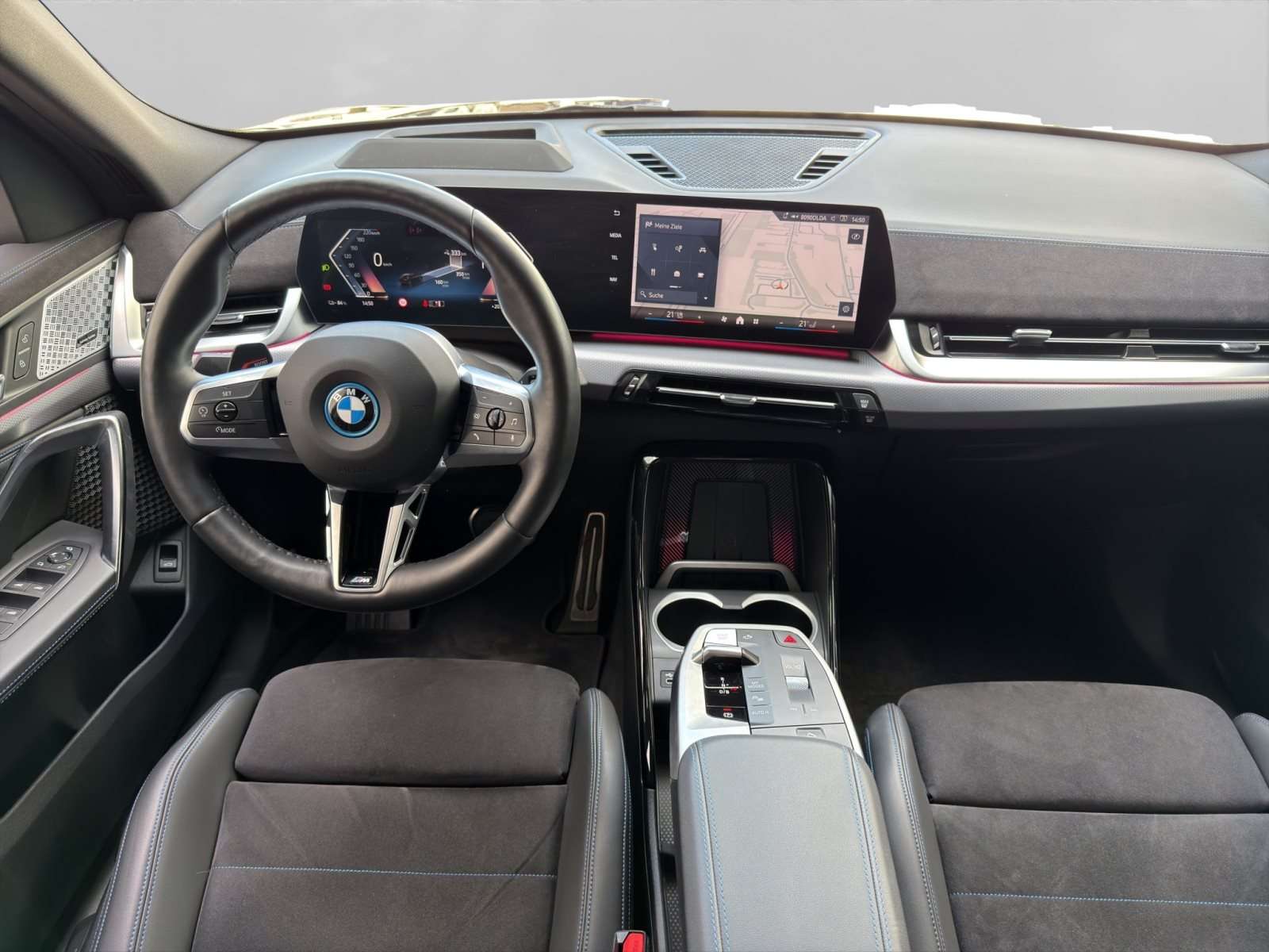 Fahrzeugbild eines BMW ix2