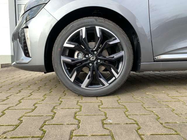 Fahrzeugbild eines Renault Clio