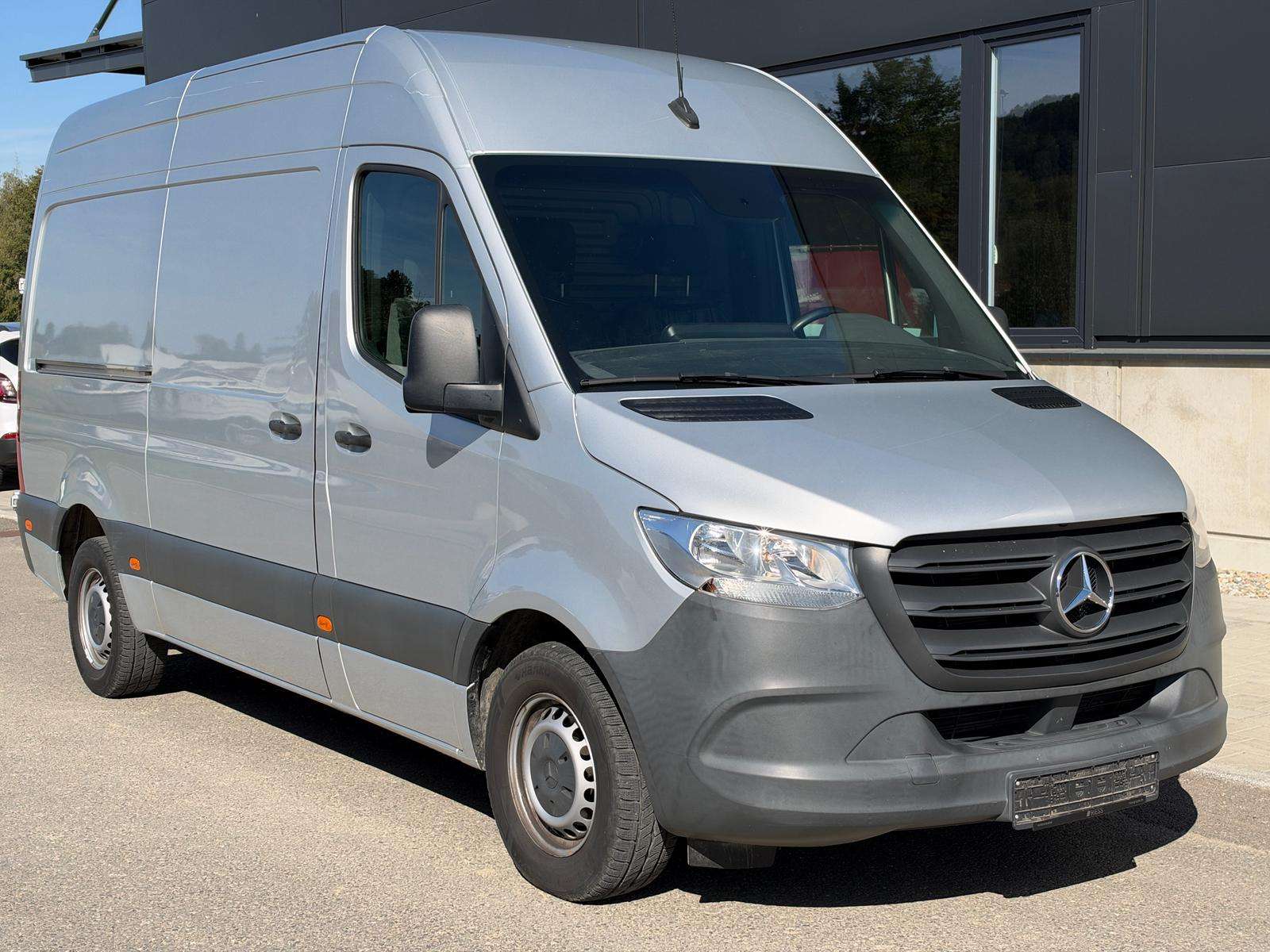 Fahrzeugbild eines Mercedes-Benz Sprinter