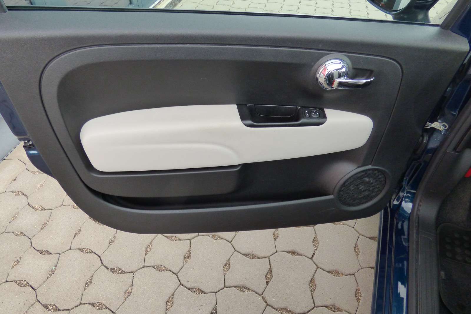 Fahrzeugbild eines Fiat 500