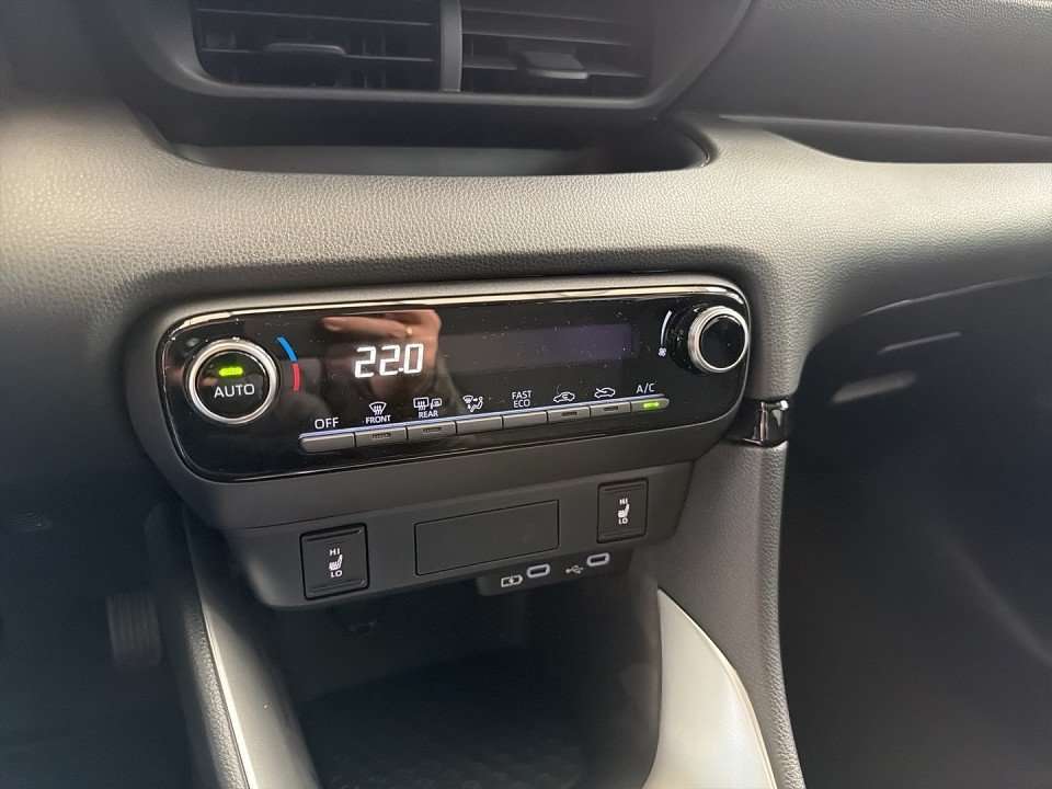 Fahrzeugbild eines Mazda Mazda2 Hybrid