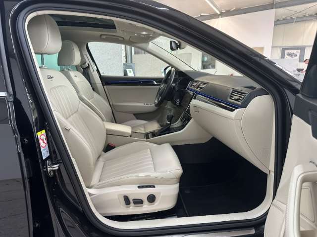 Fahrzeugbild eines Skoda Superb