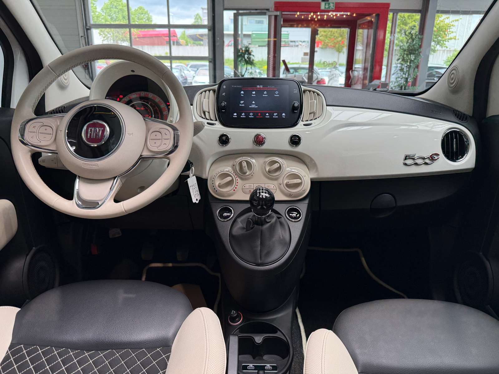Fahrzeugbild eines Fiat 500