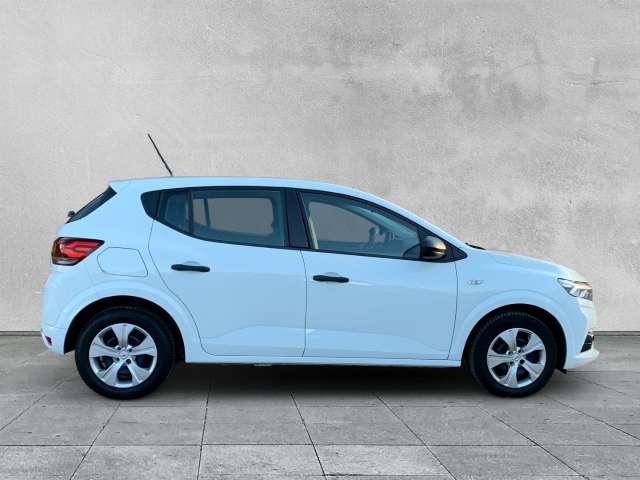 Fahrzeugbild eines Dacia Sandero