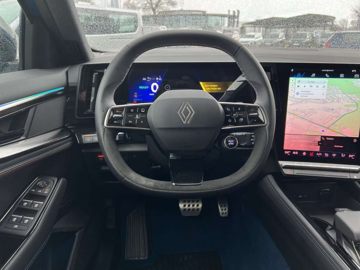 Fahrzeugbild eines Renault Rafale