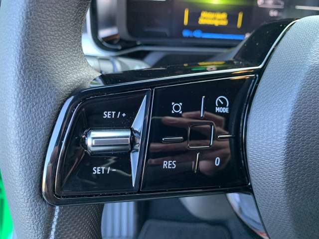 Fahrzeugbild eines Renault 5 E-TECH