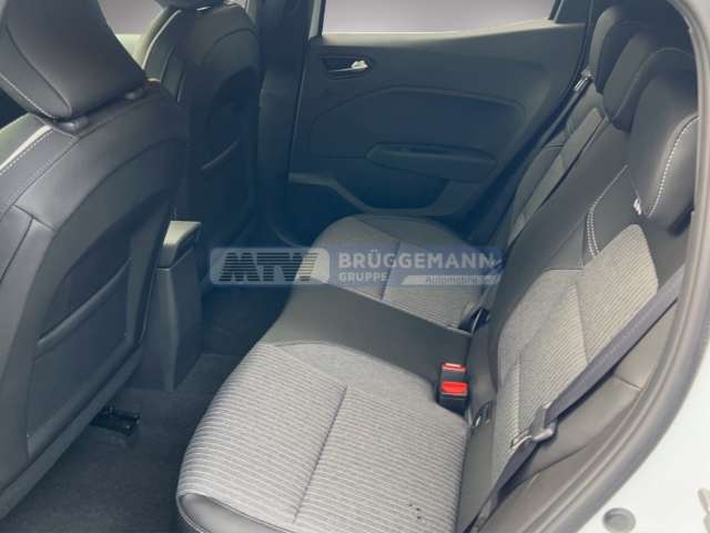 Fahrzeugbild eines Mitsubishi Colt