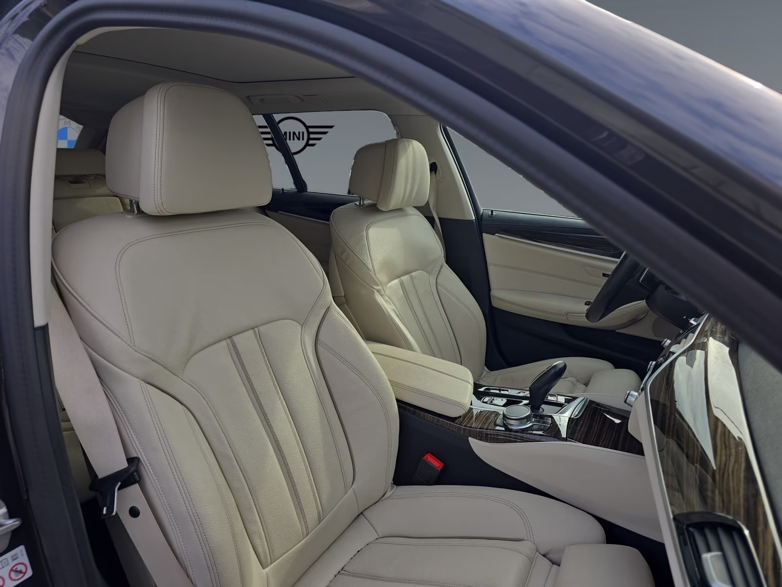 Fahrzeugbild eines BMW 5er-Reihe