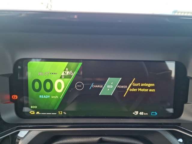 Fahrzeugbild eines Renault 4 E-TECH