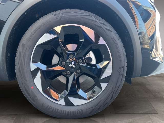 Fahrzeugbild eines Mitsubishi Grandis
