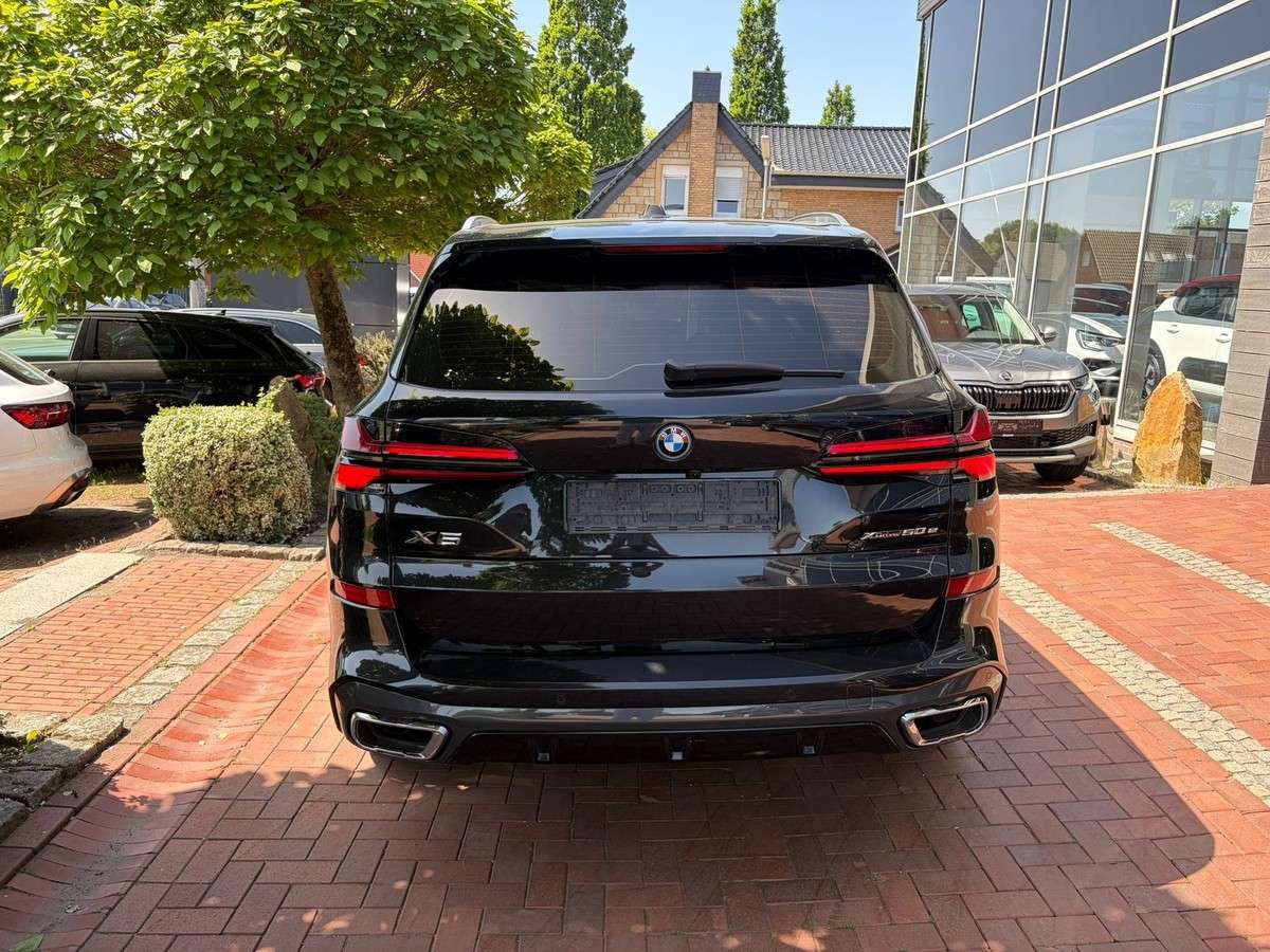 Fahrzeugbild eines BMW X5