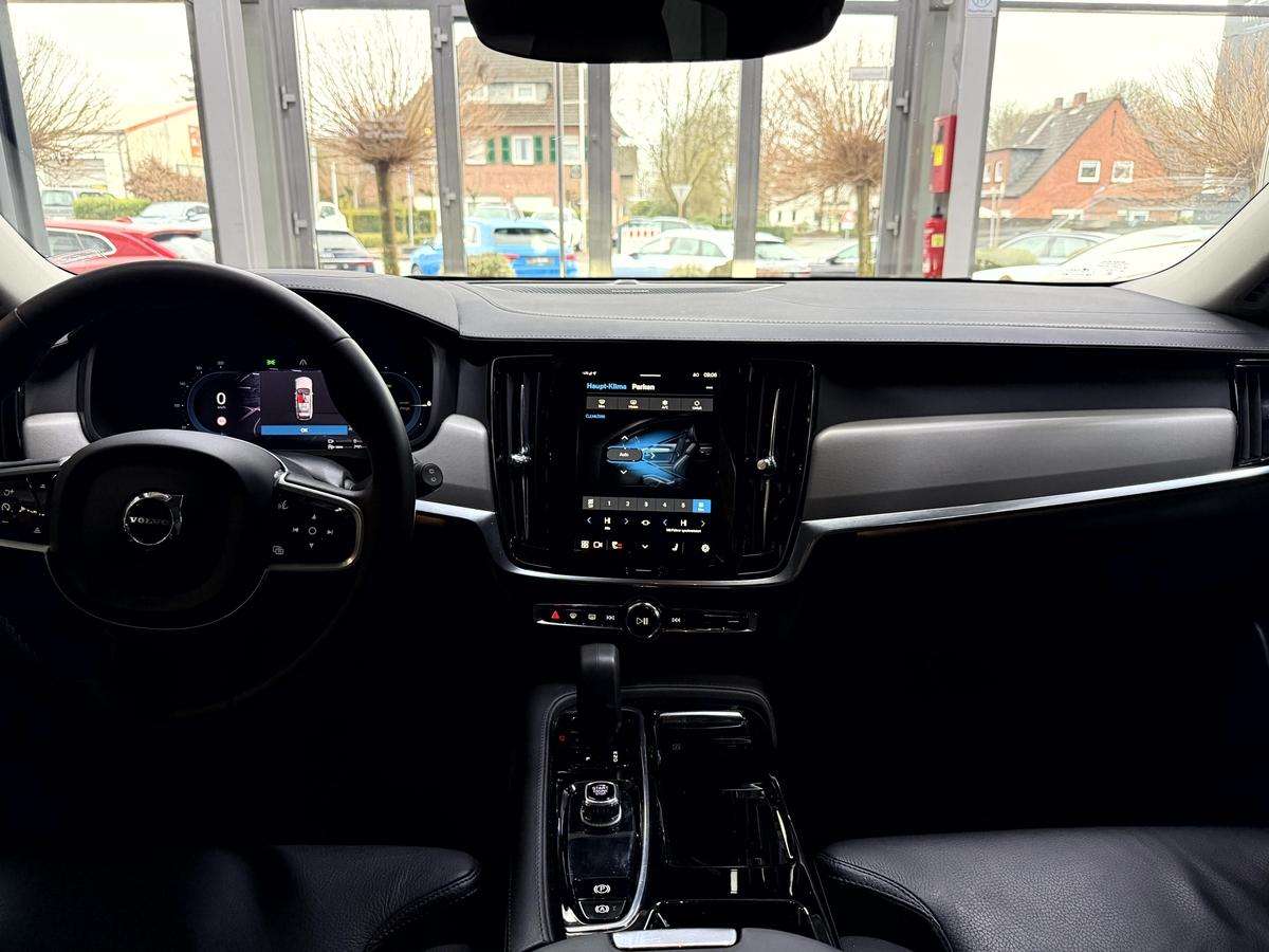 Fahrzeugbild eines Volvo V90