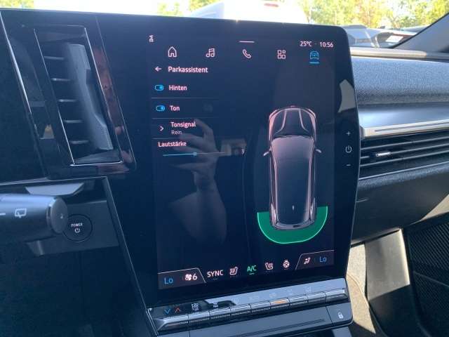 Fahrzeugbild eines Renault Megane E-TECH