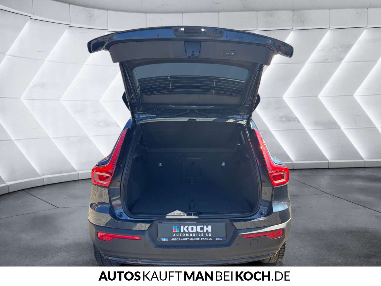 Fahrzeugbild eines Volvo XC40