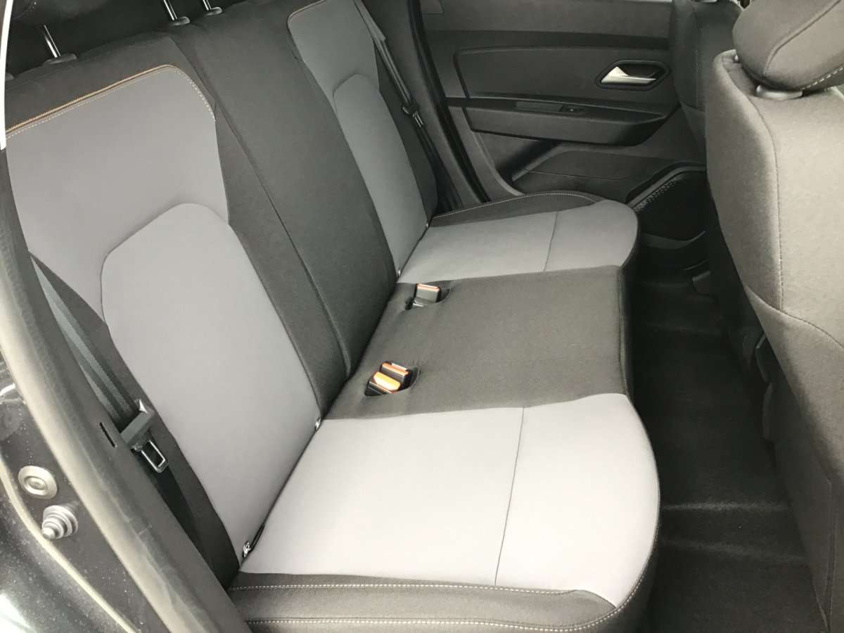 Fahrzeugbild eines Dacia Duster