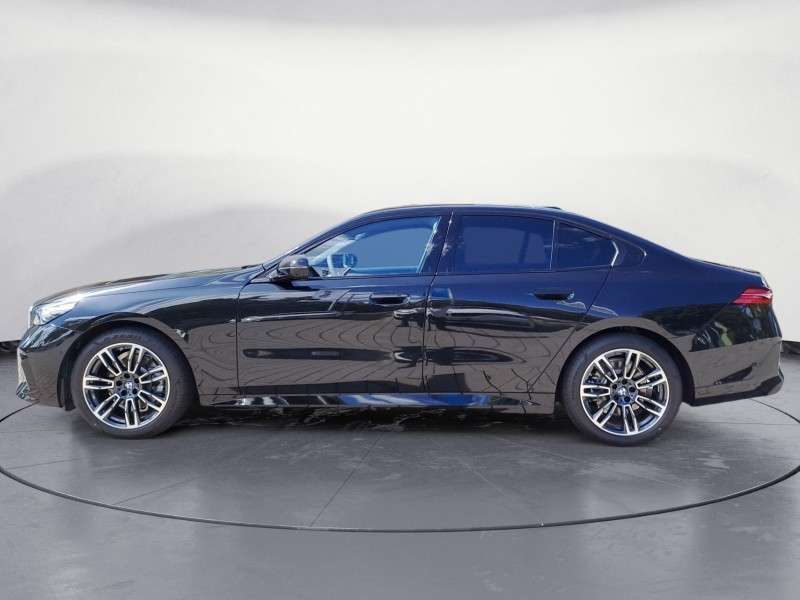 Fahrzeugbild eines BMW 5er-Reihe