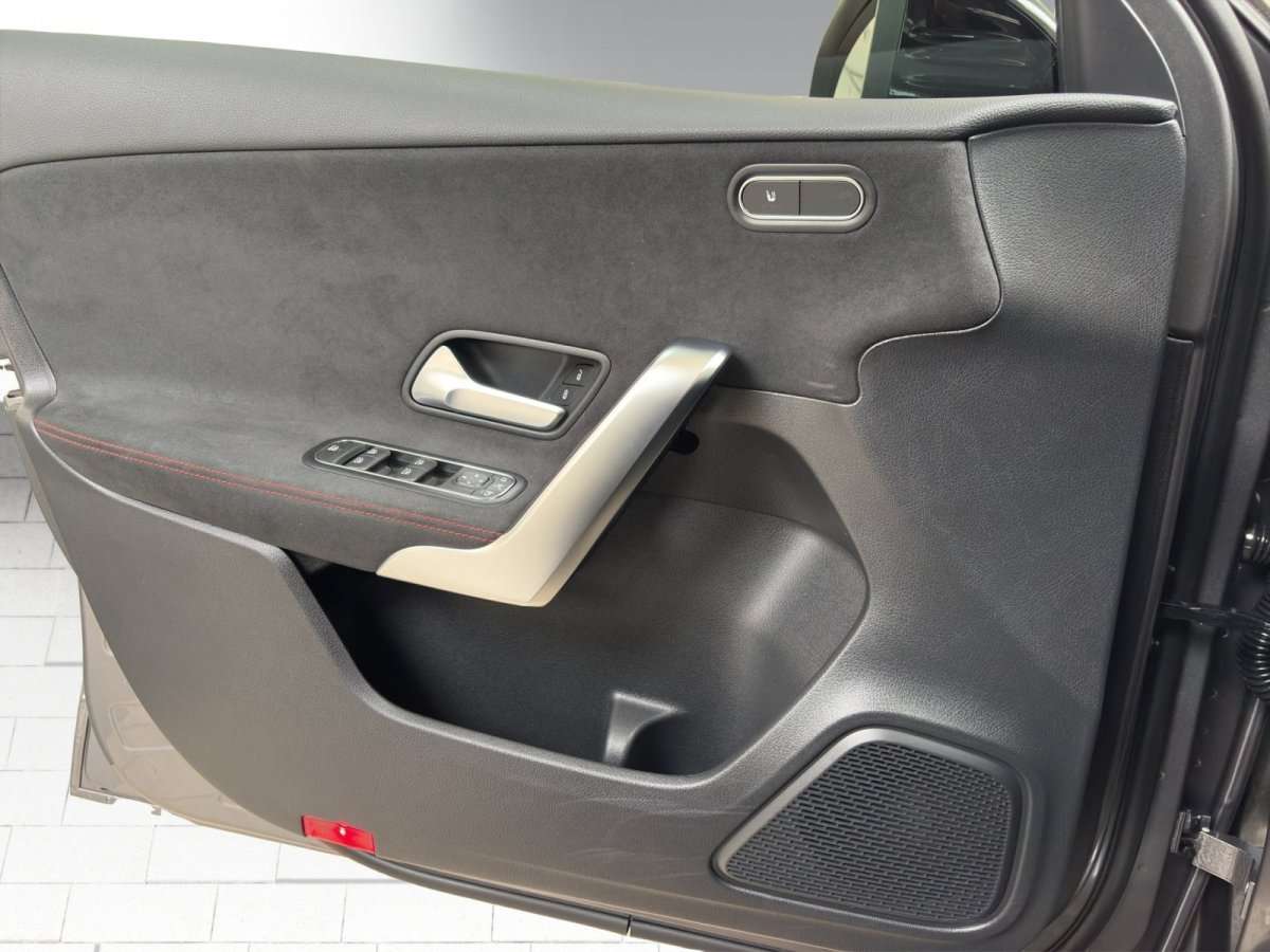Fahrzeugbild eines Mercedes-Benz A-Klasse