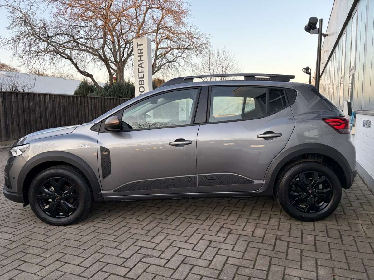 Fahrzeugbild eines Dacia Sandero