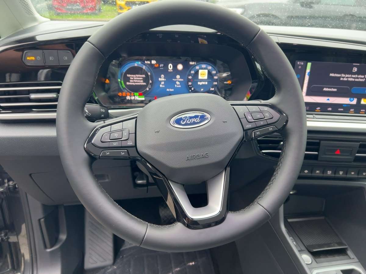 Fahrzeugbild eines Ford Grand Tourneo