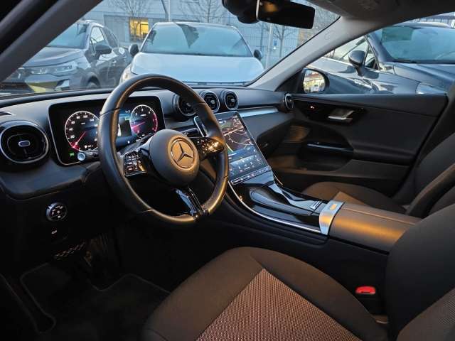 Fahrzeugbild eines Mercedes-Benz C-Klasse