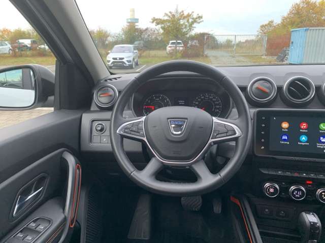 Fahrzeugbild eines Dacia Duster