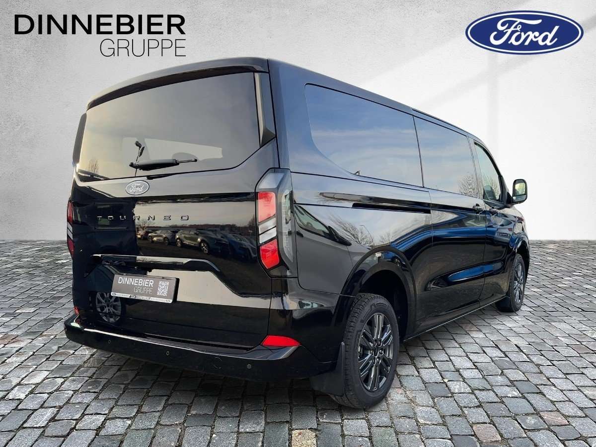 Fahrzeugbild eines Ford Tourneo Custom