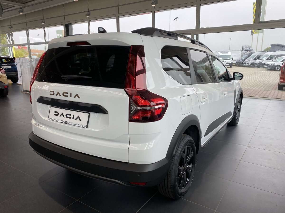 Fahrzeugbild eines Dacia Jogger