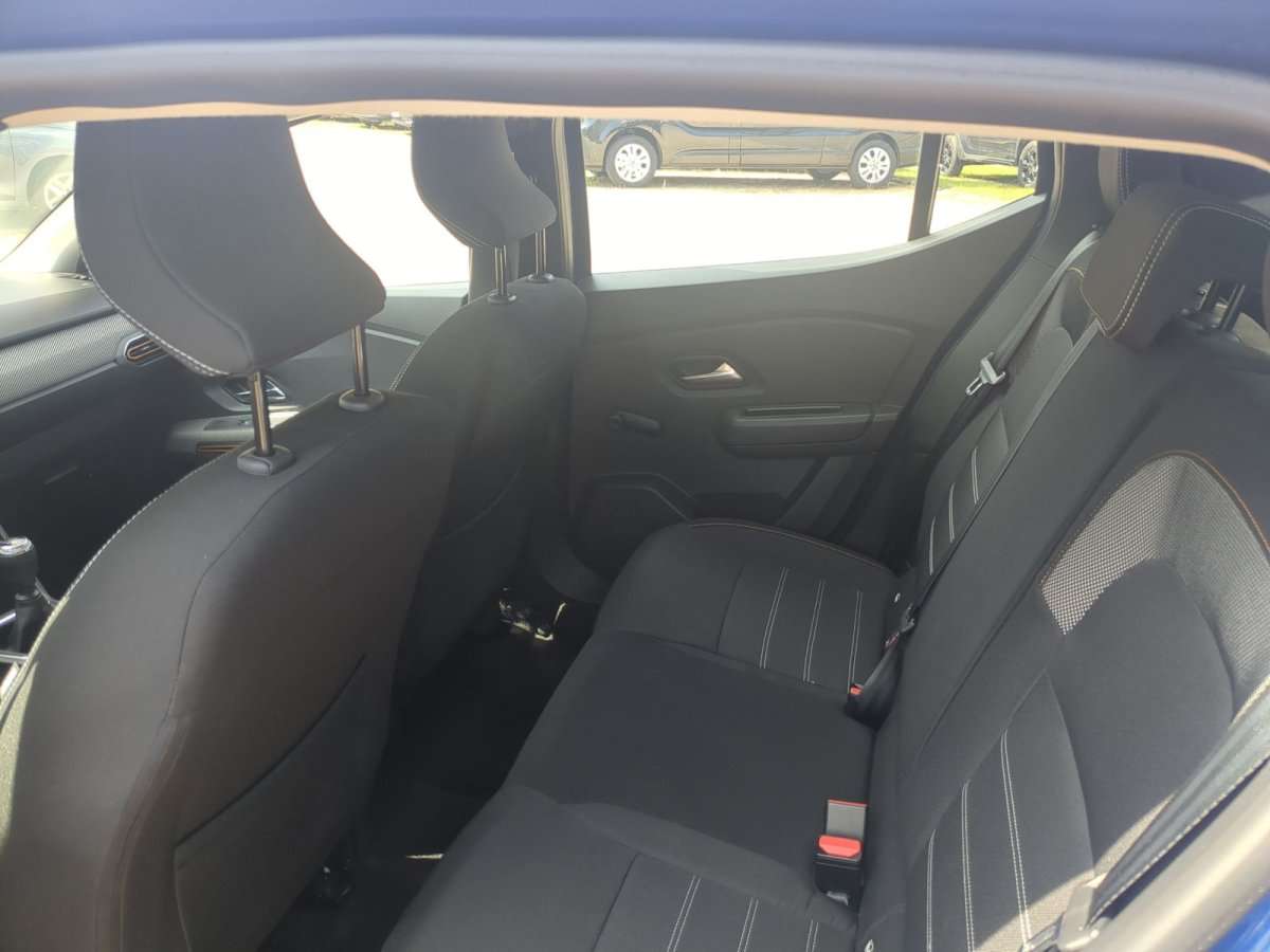 Fahrzeugbild eines Dacia Sandero